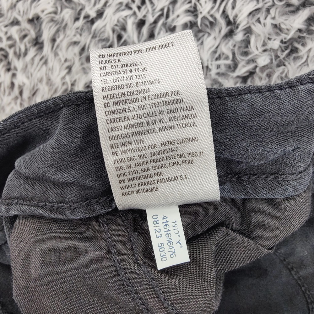 American Eagle Womens Gorpcore Cargo Super High Rise Baggy Wide Pants 10 Black - Picture 9 of 16